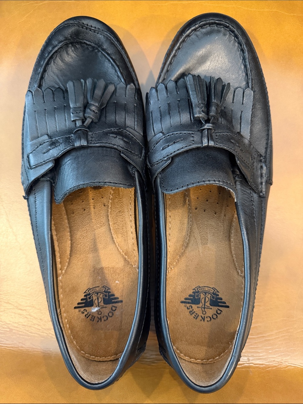 Dockers Black Leather Kiltie Tassel Slip-On Loafers